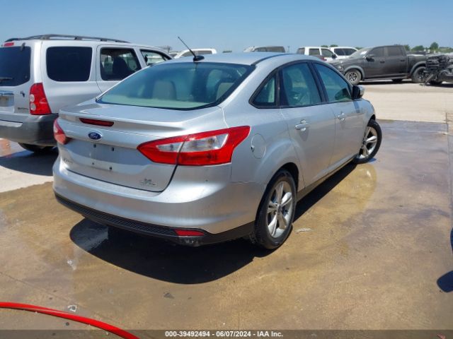 Photo 3 VIN: 1FADP3F24EL435655 - FORD FOCUS 