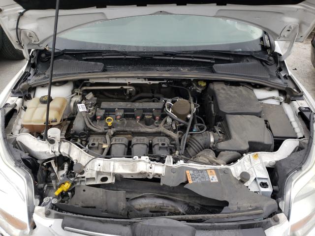 Photo 6 VIN: 1FADP3F24EL453492 - FORD FOCUS SE 