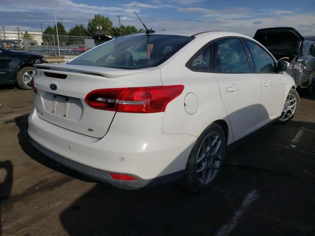 Photo 3 VIN: 1FADP3F24FL221203 - FORD FOCUS SE 