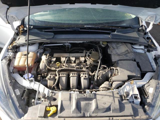 Photo 6 VIN: 1FADP3F24FL221203 - FORD FOCUS SE 