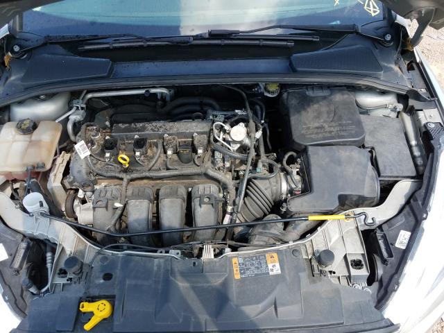 Photo 6 VIN: 1FADP3F24FL233822 - FORD FOCUS SE 