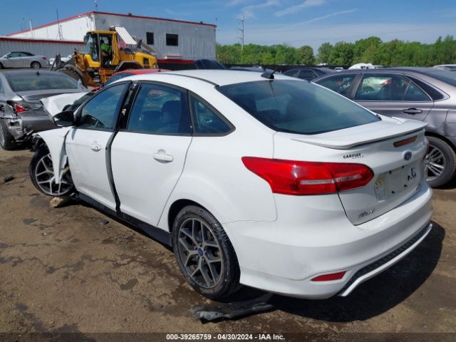 Photo 2 VIN: 1FADP3F24FL238387 - FORD FOCUS 