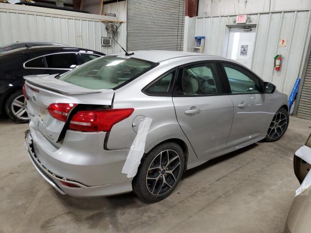 Photo 2 VIN: 1FADP3F24FL279795 - FORD FOCUS SE 