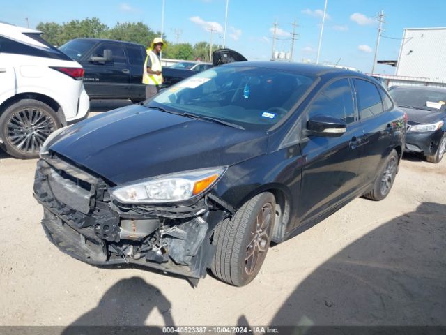 Photo 1 VIN: 1FADP3F24FL361266 - FORD FOCUS 