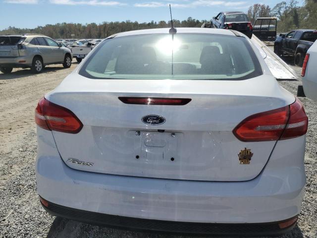 Photo 5 VIN: 1FADP3F24GL266000 - FORD FOCUS SE 