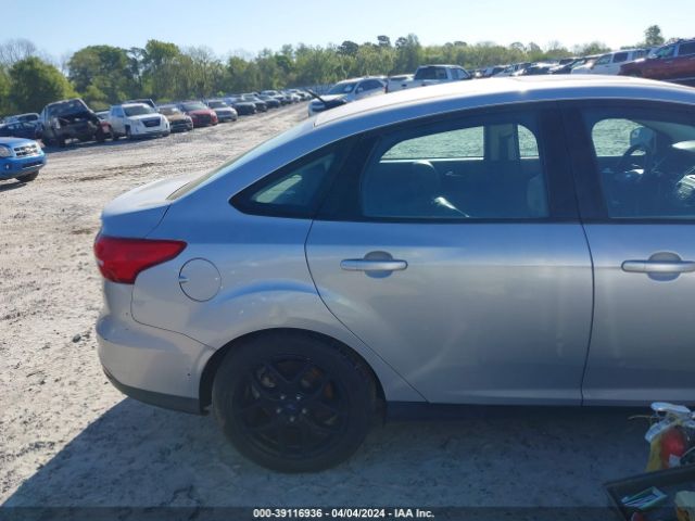 Photo 5 VIN: 1FADP3F24GL291494 - FORD FOCUS 