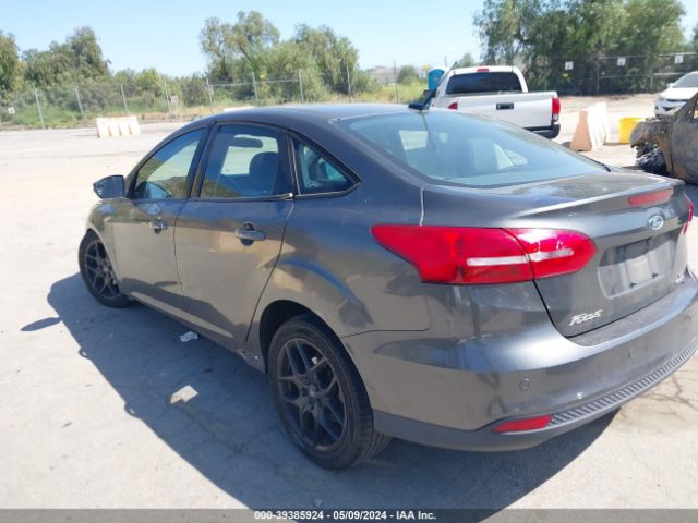 Photo 2 VIN: 1FADP3F24GL307645 - FORD FOCUS 