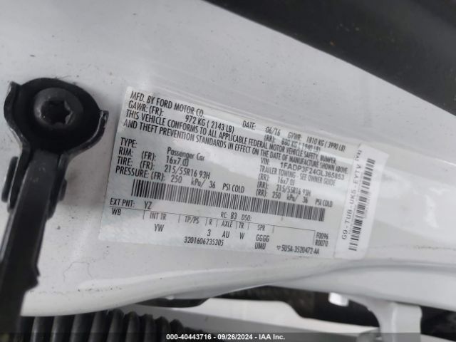 Photo 8 VIN: 1FADP3F24GL365853 - FORD FOCUS 