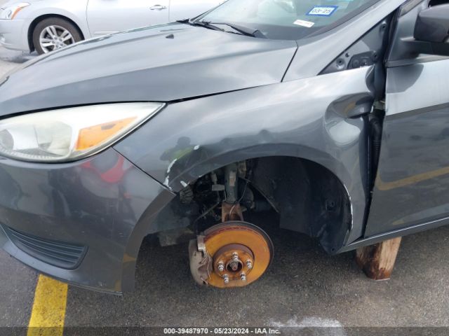 Photo 5 VIN: 1FADP3F24GL395175 - FORD FOCUS 