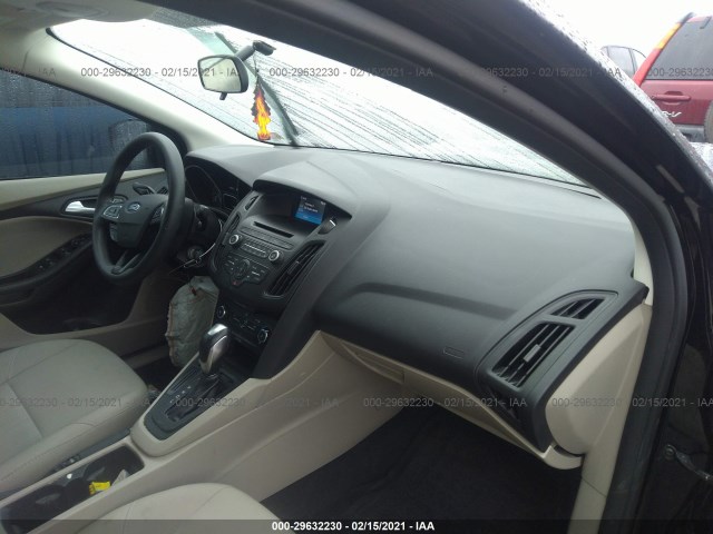 Photo 4 VIN: 1FADP3F24GL401993 - FORD FOCUS 