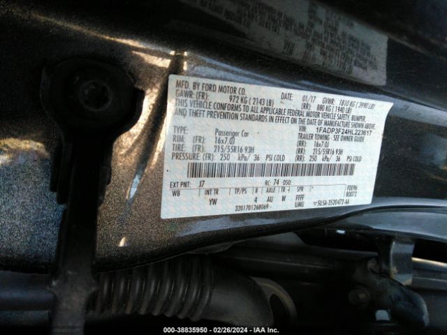 Photo 8 VIN: 1FADP3F24HL223617 - FORD FOCUS 