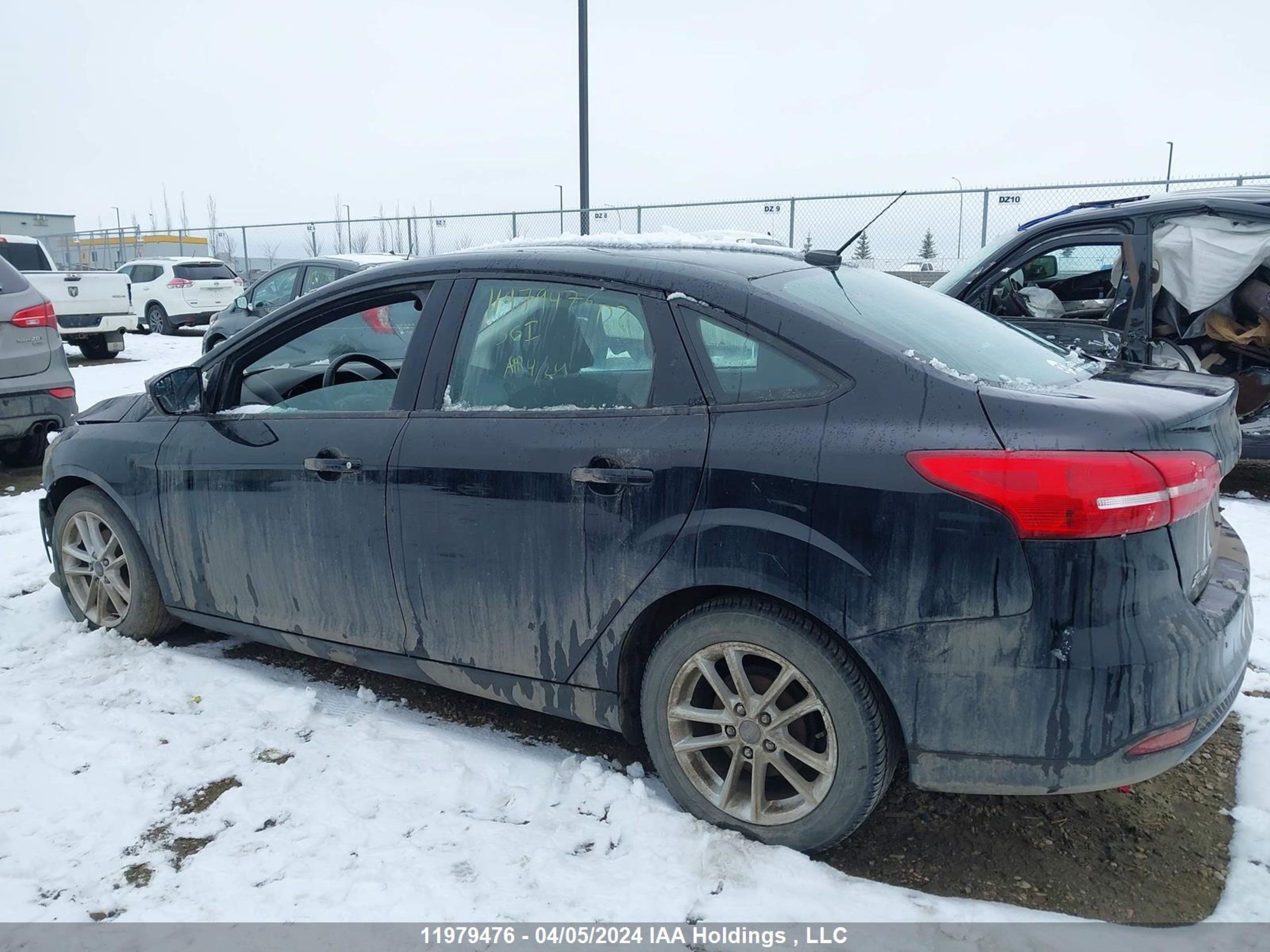 Photo 13 VIN: 1FADP3F24HL239638 - FORD FOCUS 