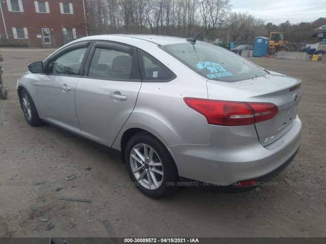 Photo 2 VIN: 1FADP3F24HL240238 - FORD FOCUS 