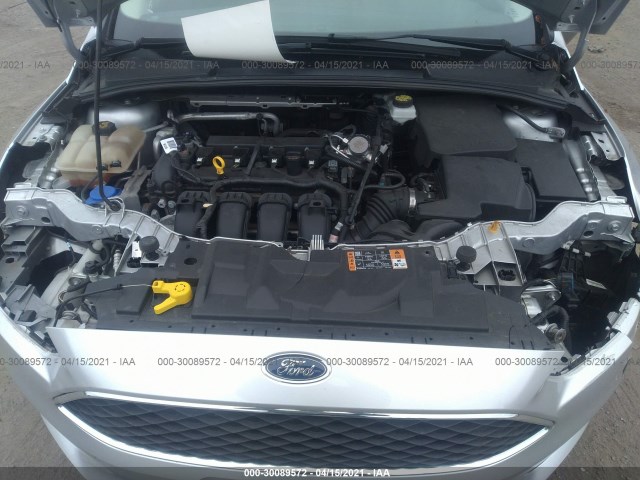 Photo 9 VIN: 1FADP3F24HL240238 - FORD FOCUS 