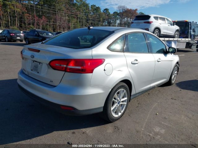 Photo 3 VIN: 1FADP3F24HL262496 - FORD FOCUS 