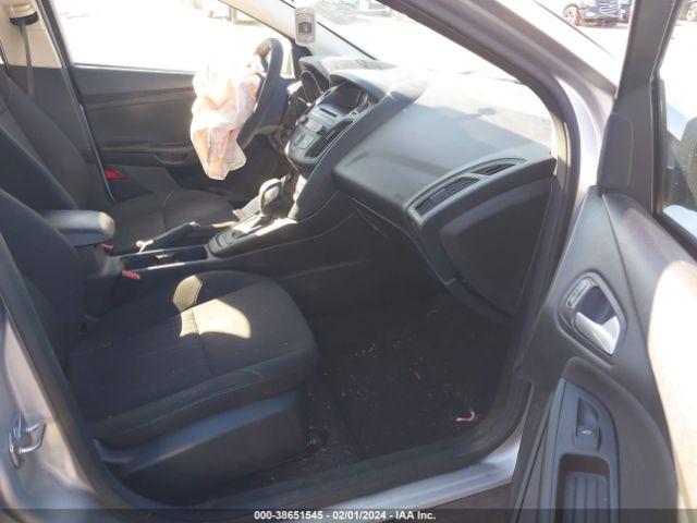 Photo 4 VIN: 1FADP3F24HL264278 - FORD FOCUS 