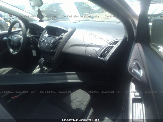 Photo 4 VIN: 1FADP3F24HL280058 - FORD FOCUS 