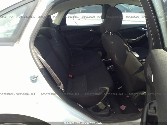 Photo 7 VIN: 1FADP3F24HL285373 - FORD FOCUS 