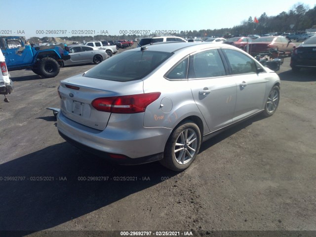 Photo 3 VIN: 1FADP3F24HL285860 - FORD FOCUS 