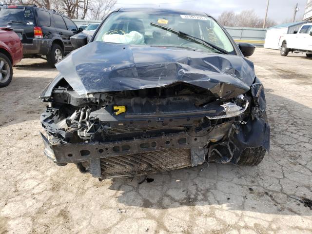 Photo 8 VIN: 1FADP3F24JL272418 - FORD FOCUS SE 