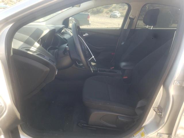 Photo 6 VIN: 1FADP3F24JL272676 - FORD FOCUS SE 