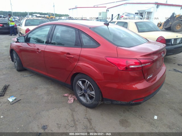 Photo 2 VIN: 1FADP3F24JL310147 - FORD FOCUS 