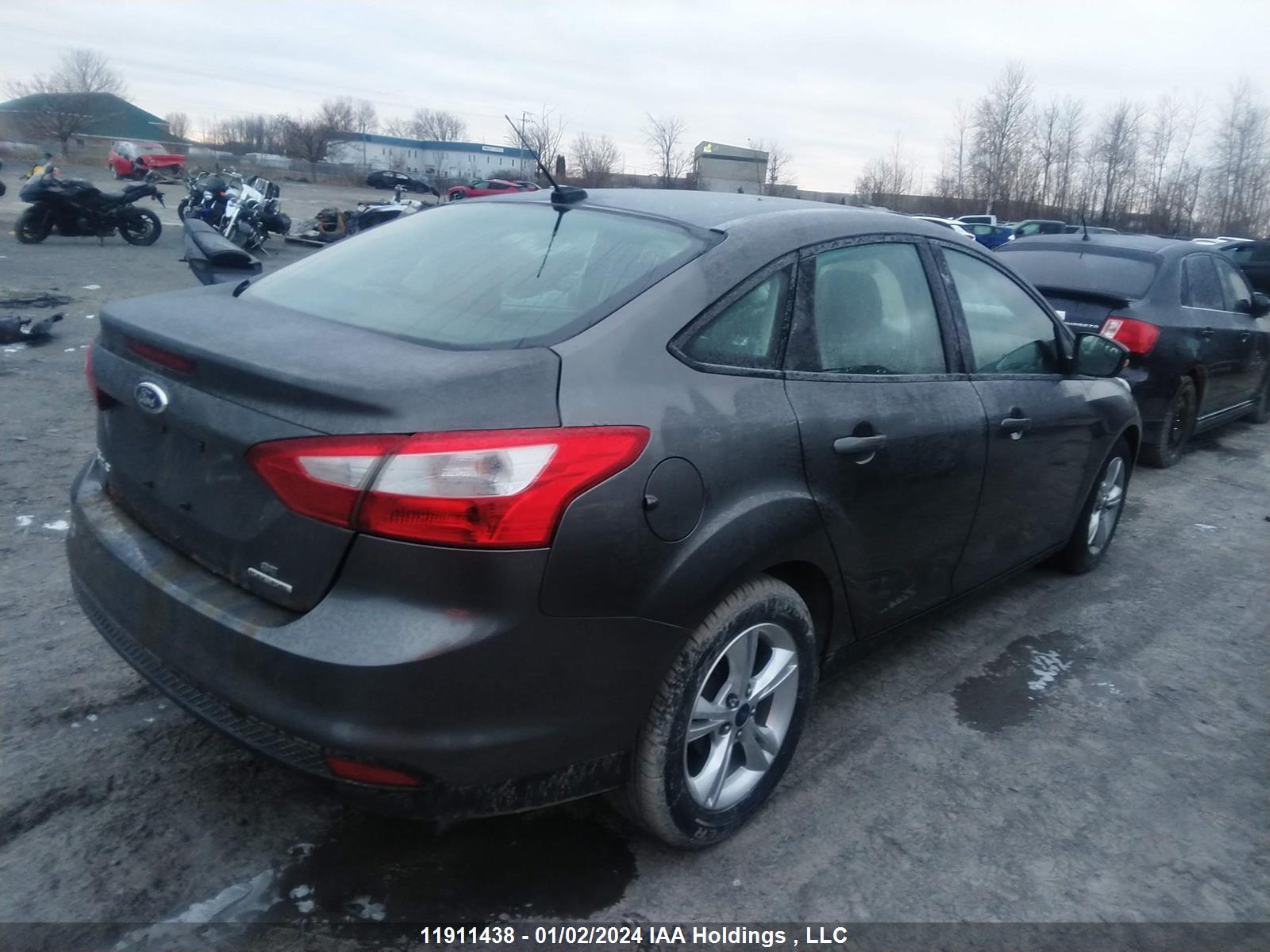 Photo 3 VIN: 1FADP3F25DL154169 - FORD FOCUS 