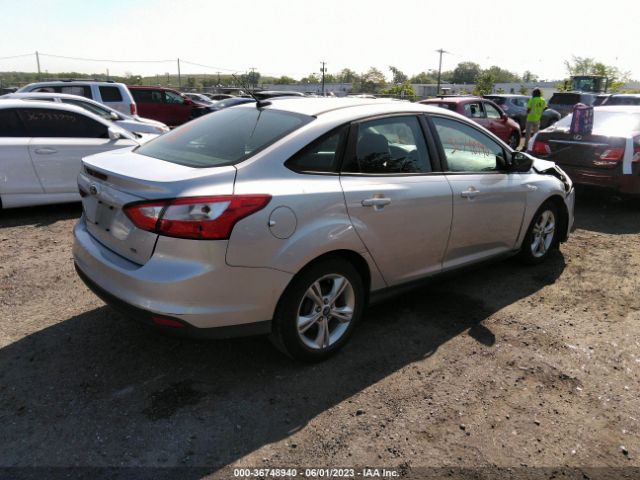 Photo 3 VIN: 1FADP3F25DL154883 - FORD FOCUS 