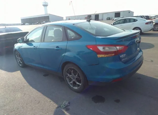 Photo 2 VIN: 1FADP3F25DL169996 - FORD FOCUS 