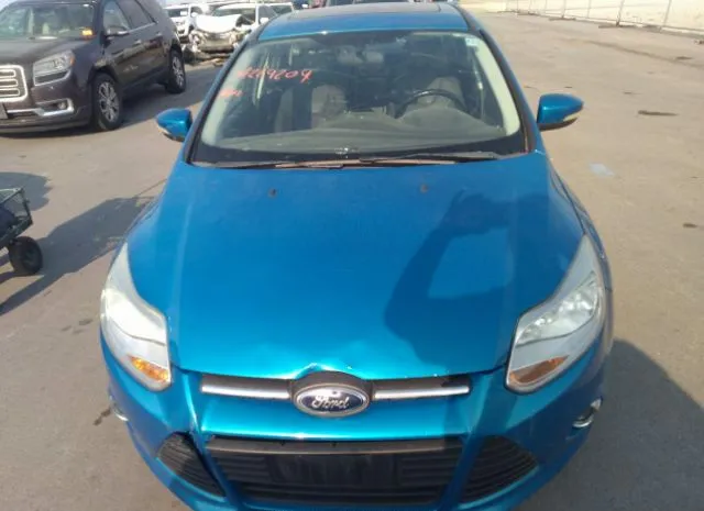 Photo 5 VIN: 1FADP3F25DL169996 - FORD FOCUS 