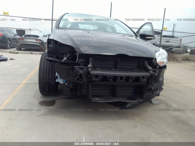 Photo 5 VIN: 1FADP3F25DL182246 - FORD FOCUS 