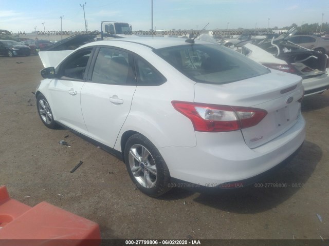 Photo 2 VIN: 1FADP3F25DL203273 - FORD FOCUS 