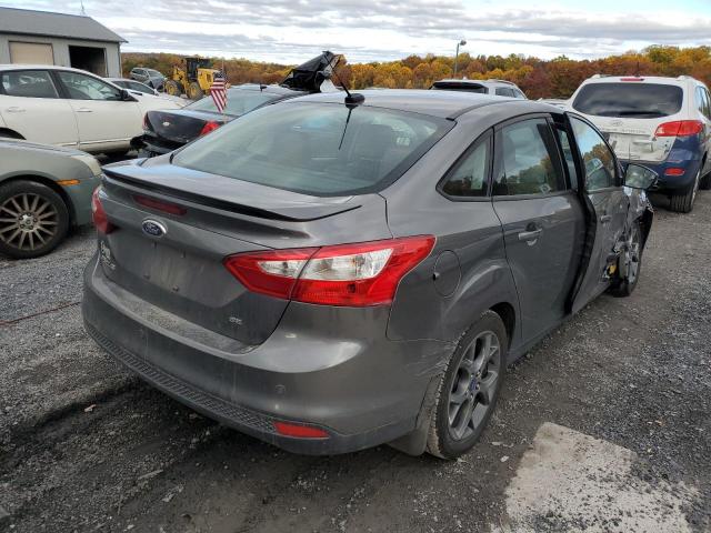 Photo 3 VIN: 1FADP3F25DL225435 - FORD FOCUS SE 