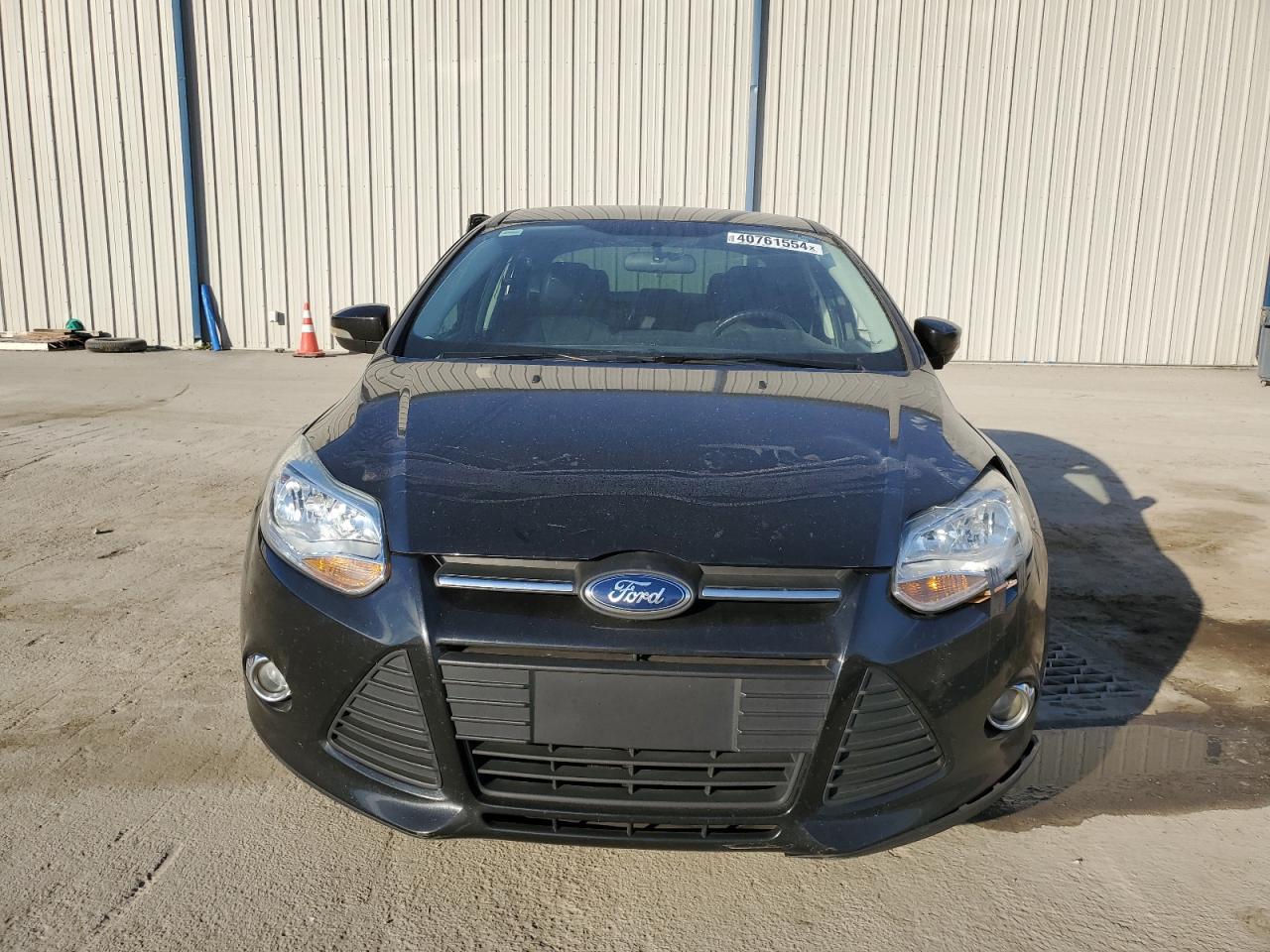 Photo 4 VIN: 1FADP3F25DL265479 - FORD FOCUS 