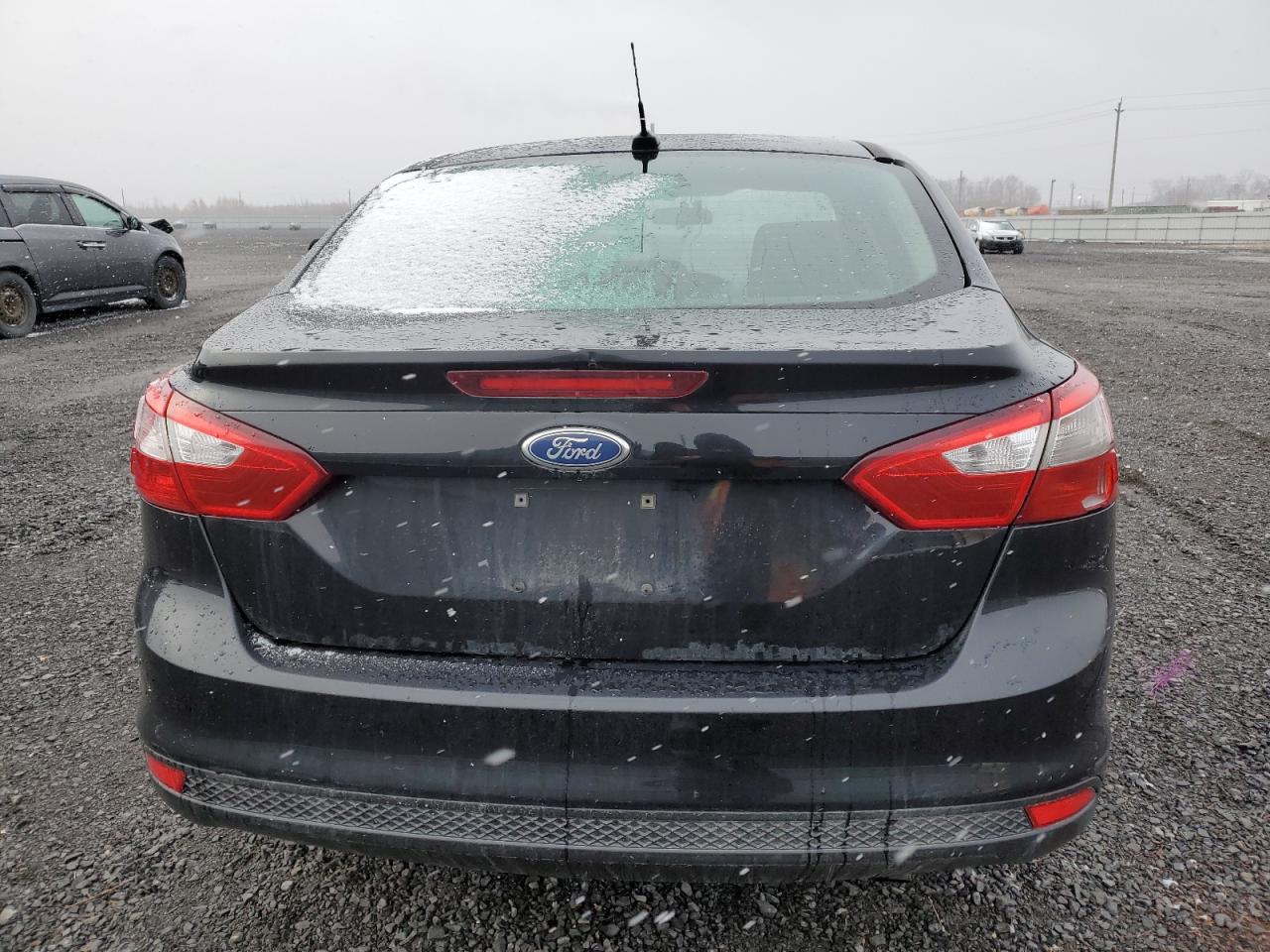 Photo 5 VIN: 1FADP3F25DL315863 - FORD FOCUS 