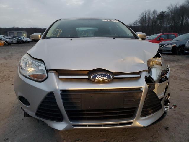 Photo 4 VIN: 1FADP3F25DL336812 - FORD FOCUS 