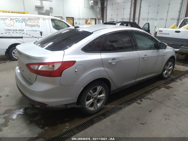 Photo 3 VIN: 1FADP3F25DL361774 - FORD FOCUS 