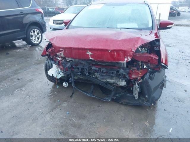 Photo 5 VIN: 1FADP3F25DL370040 - FORD FOCUS 