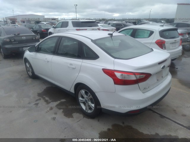 Photo 2 VIN: 1FADP3F25EL103627 - FORD FOCUS 