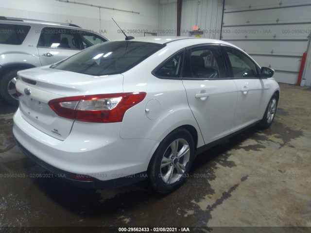 Photo 3 VIN: 1FADP3F25EL234704 - FORD FOCUS 