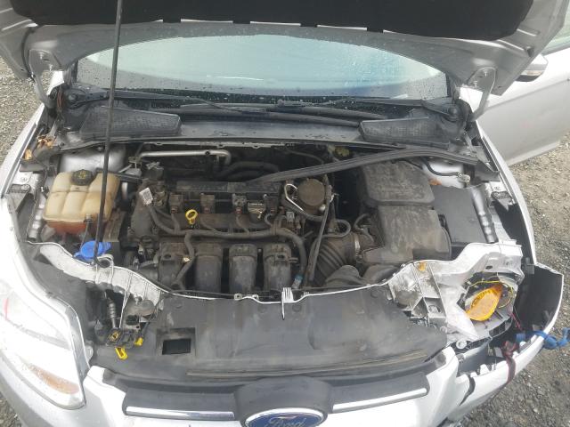 Photo 6 VIN: 1FADP3F25EL242303 - FORD FOCUS SE 