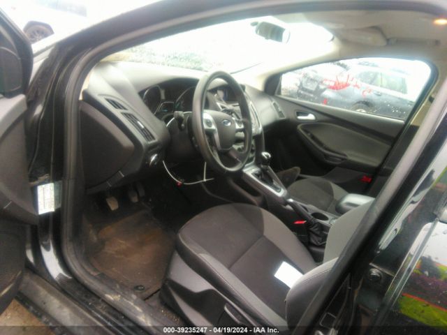 Photo 4 VIN: 1FADP3F25EL251213 - FORD FOCUS 