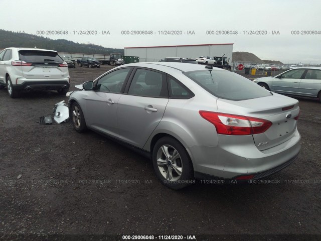 Photo 2 VIN: 1FADP3F25EL266388 - FORD FOCUS 