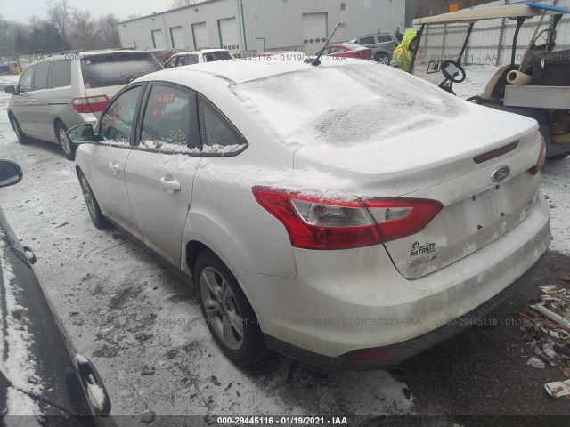 Photo 2 VIN: 1FADP3F25EL306601 - FORD FOCUS 