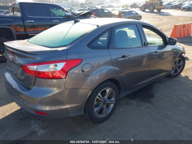 Photo 3 VIN: 1FADP3F25EL321454 - FORD FOCUS 