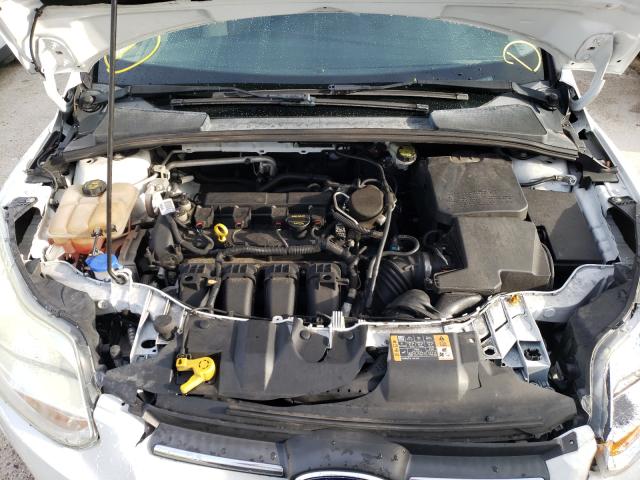 Photo 6 VIN: 1FADP3F25EL324421 - FORD FOCUS SE 