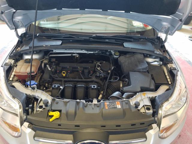 Photo 6 VIN: 1FADP3F25EL388832 - FORD FOCUS SE 