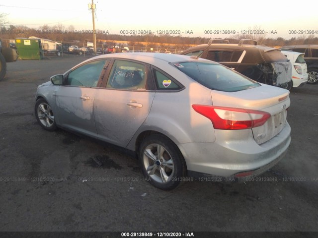 Photo 2 VIN: 1FADP3F25EL410702 - FORD FOCUS 