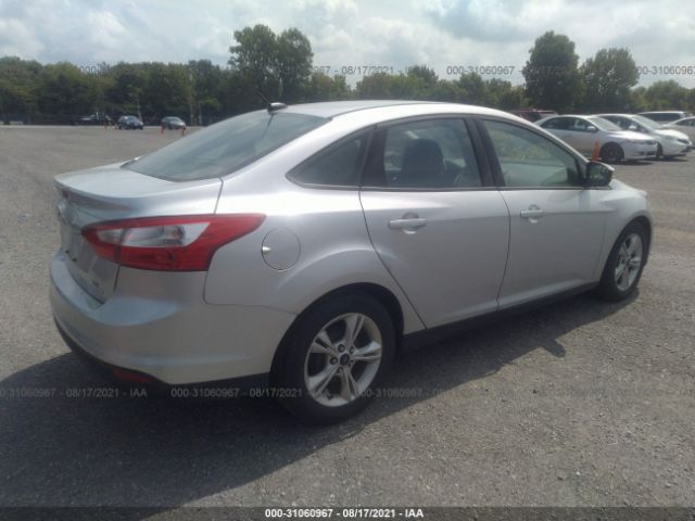 Photo 3 VIN: 1FADP3F25EL414703 - FORD FOCUS 