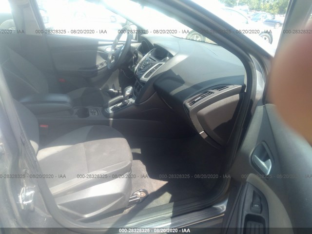 Photo 4 VIN: 1FADP3F25EL416628 - FORD FOCUS 